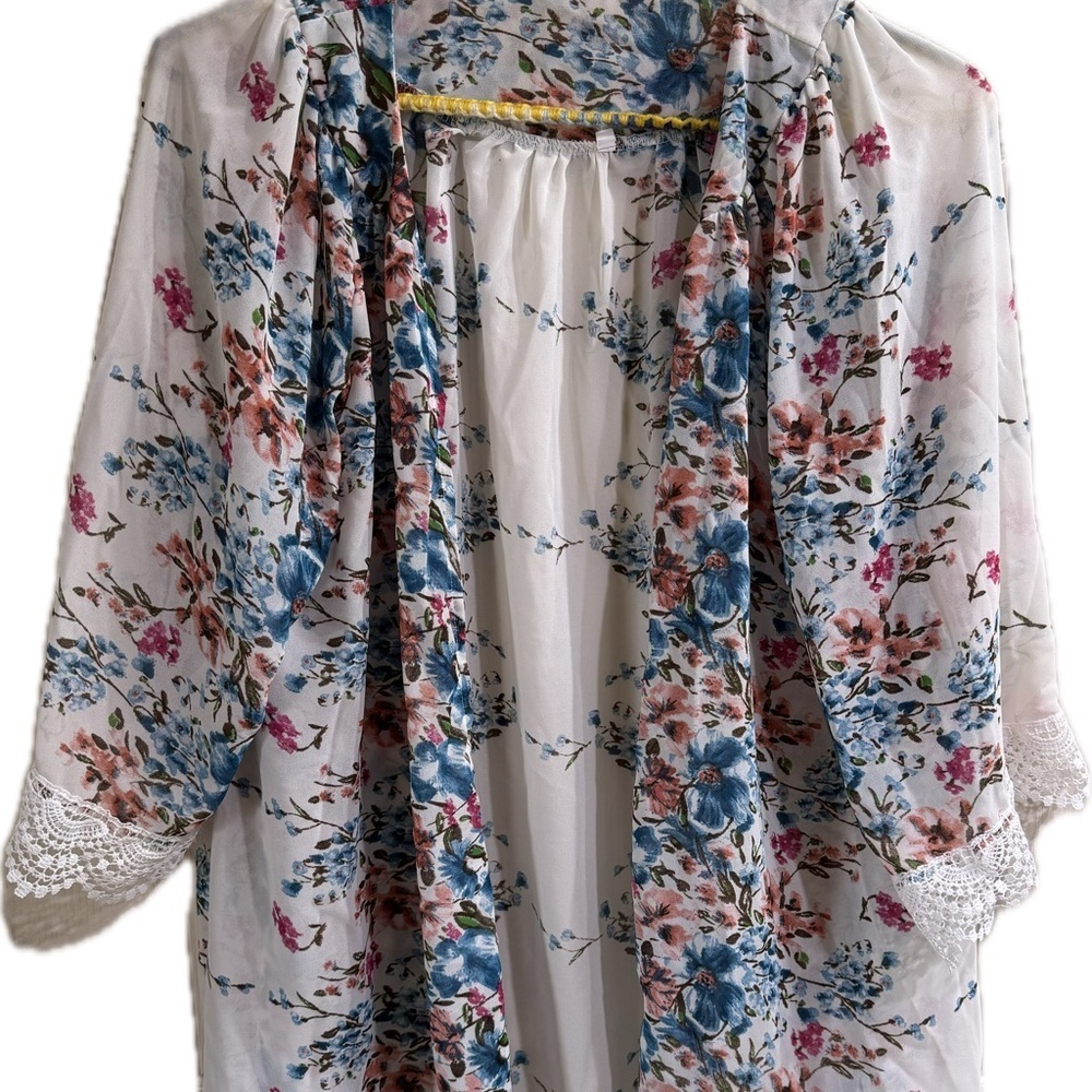 Floral Lace Trim Kimono Robe